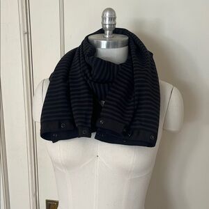 lululemon athletica Black and Gray Striped Scarf